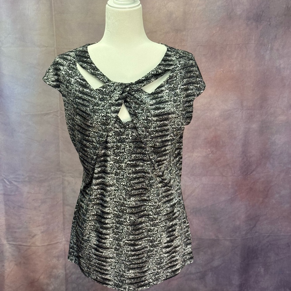 Elegant Black and White Women's Top